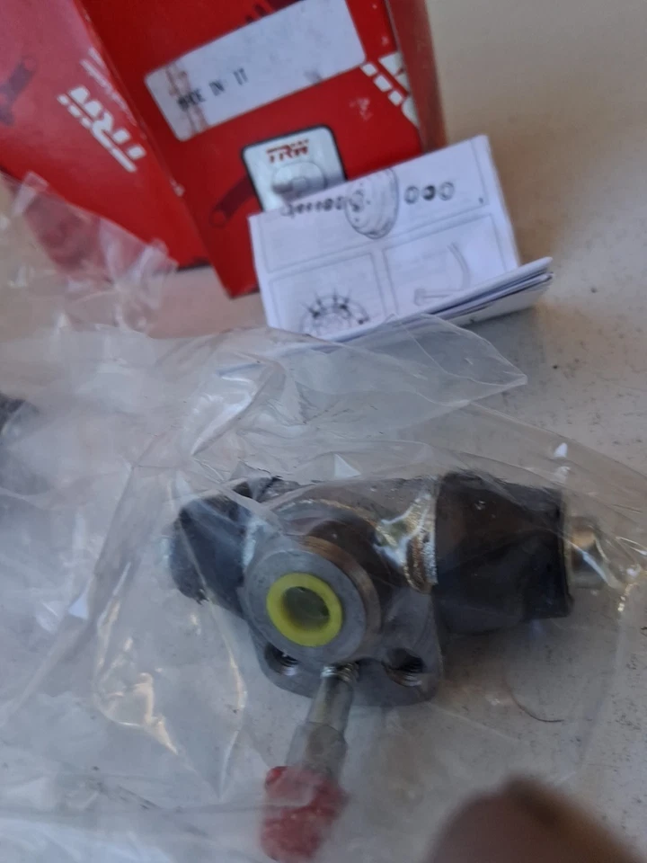 Audi VW izquierda y derecha nuevo TRW es cilindro freno Foto 3 de 4