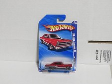 2010 Hot Wheels 82 Muscle Mania 410 66 Ford Fairlane Gt Red Variant Nip 2010 Hot Wheels 82 Muscle Mania 410 66 Ford Fairlane Gt Red Variant Nip