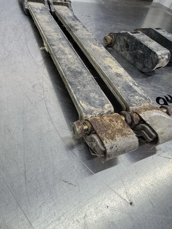 92 93 94 ARCTIC CAT PANTHER 440 Pantera 550 LEAF SPRING 580 Juego de sobrecarga Touring Foto 3 de 4