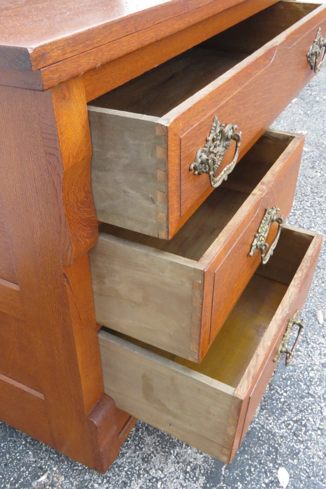 Mueble tocador de baño victoriano de principios de 1900 grande de roble 5497 Foto 4 de 4