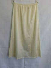 Vintage Dawn to Dusk Half Slip Womens Ivory 29.75" Size Large with Back Slit