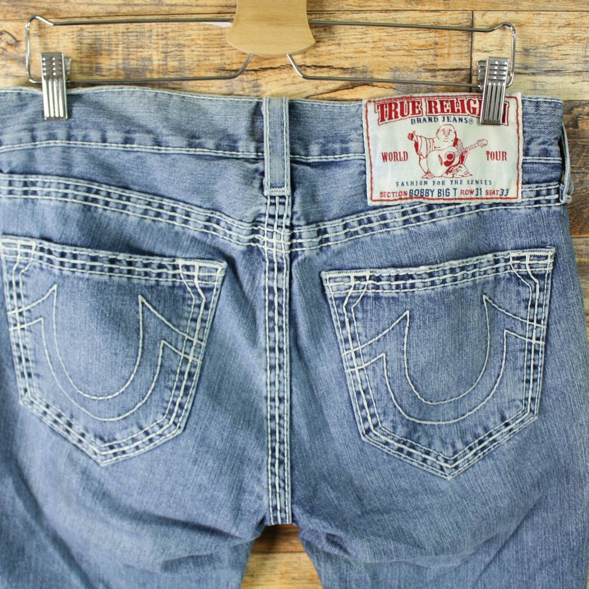 TRUE RELIGION Bobby Big T MENS JEANS Size 31x33 measured TRUE RELIGION Bobby Big T MENS JEANS Size 31x33 measured