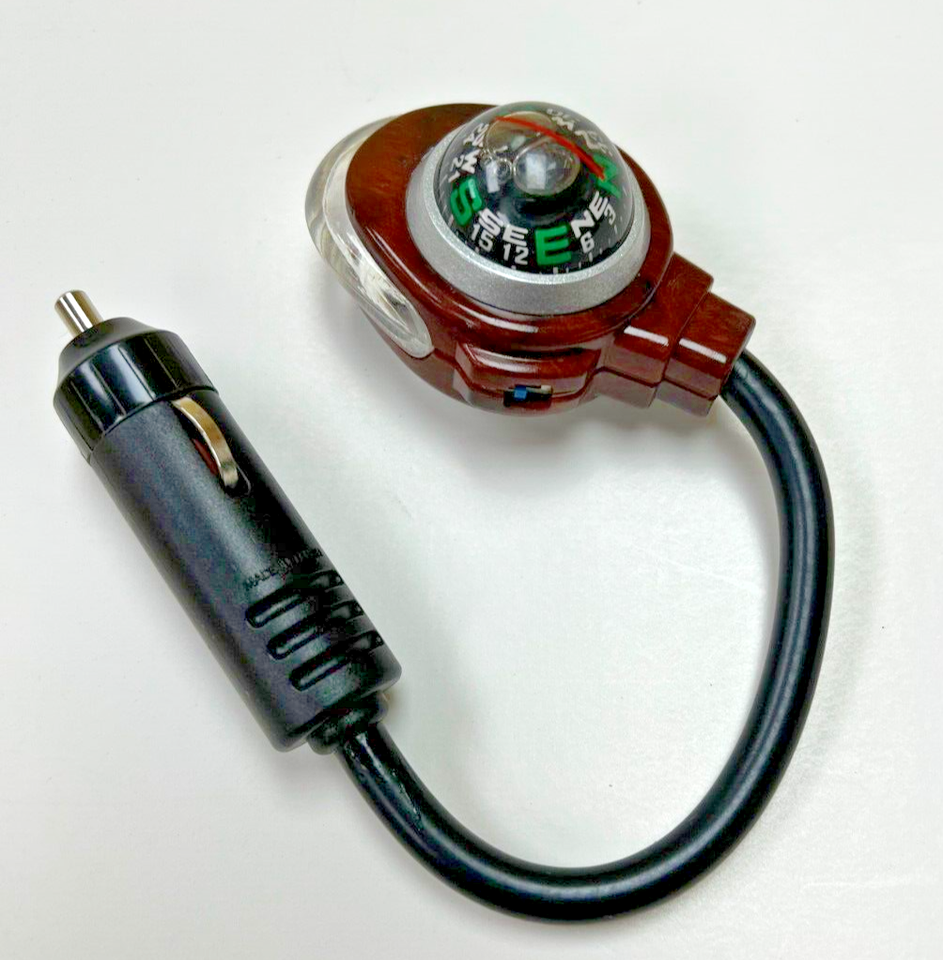 WOOD GRAIN WIDE ANGLE READING AUTO 12-VOLT FLEXIBLE MAP LIGHT AND ...