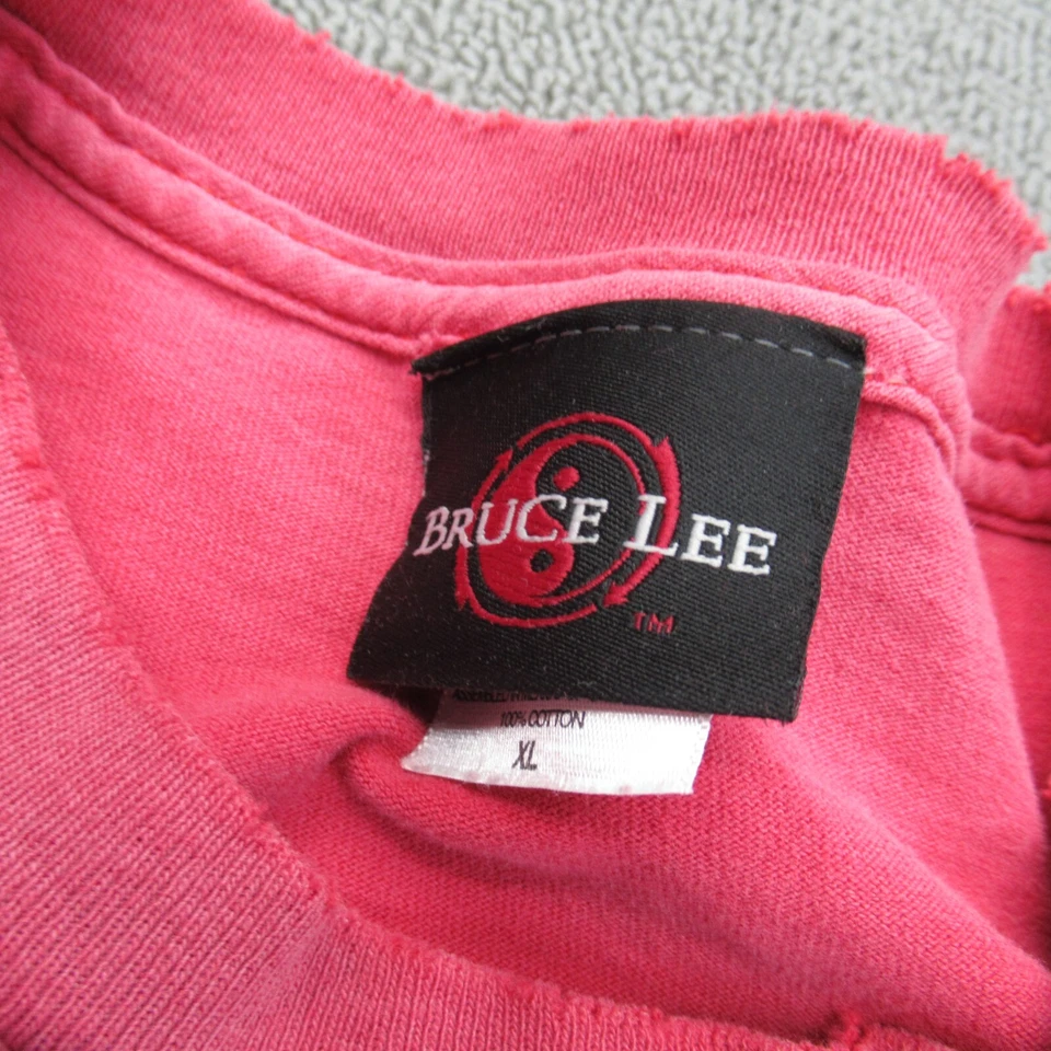 Camisa De Colección Bruce Lee Para Hombres L Roja Universal Studios Arte Marcial Camiseta Gráfica * Foto 2 de 4