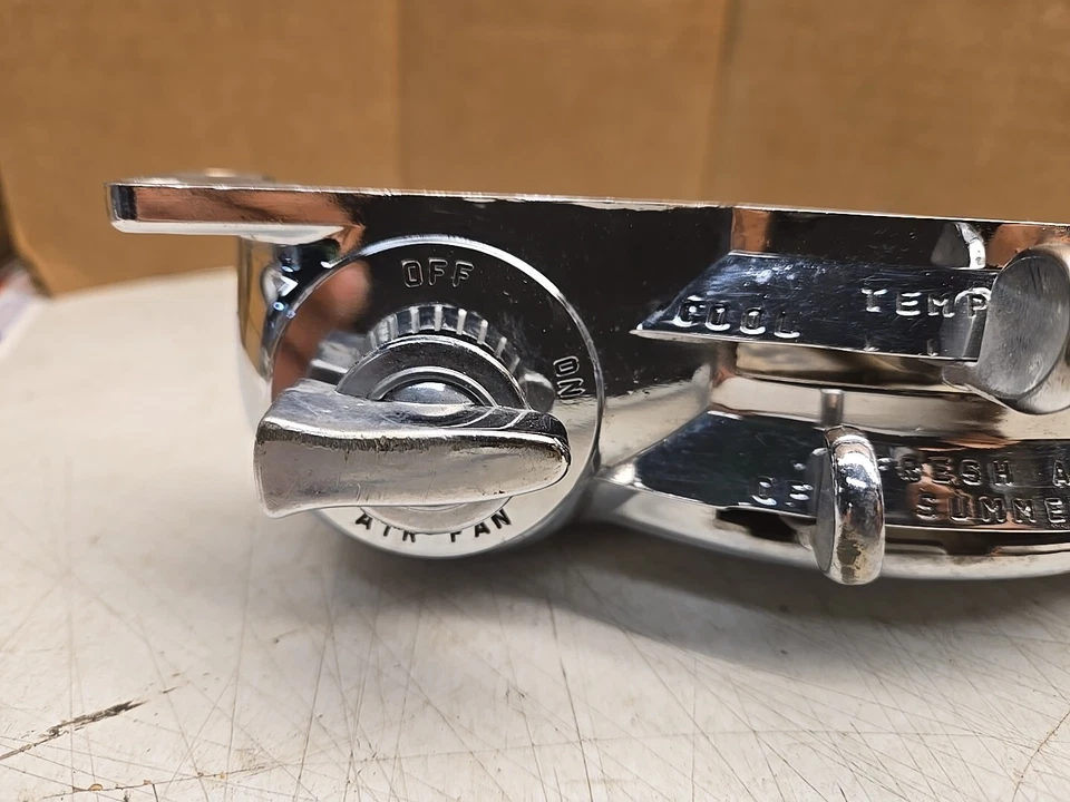 Chrysler New Yorker 1949-1953 control de clima OEM Foto 2 de 4