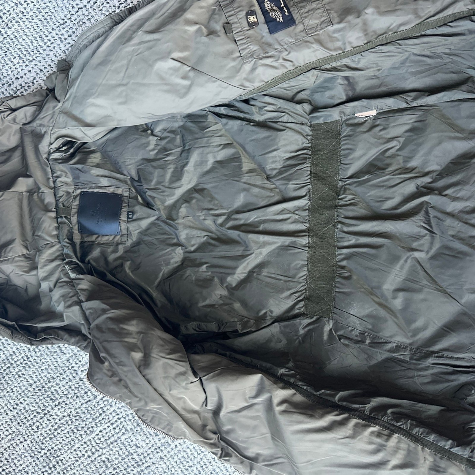 Short water-repellent puffer jacket · dark green · Coats thumbnail 6