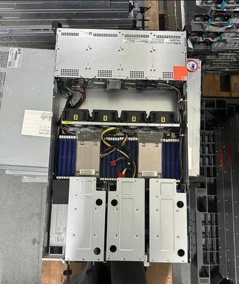 ASUS RS720A-E9-RS12V2 2U server, 12 X 3.5'' Bay ,Support AMD 7002 CPU, 800W PSU