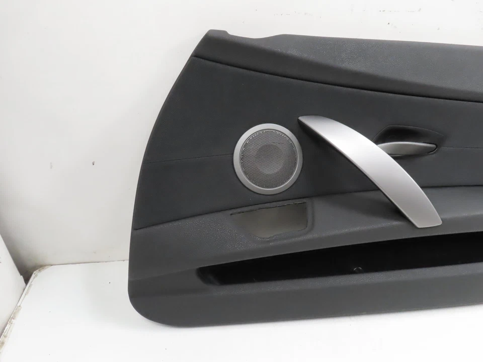 03 BMW Z4 E85 #1312 Panel de puerta, pasajero derecho Sensatec negro Foto 2 de 4