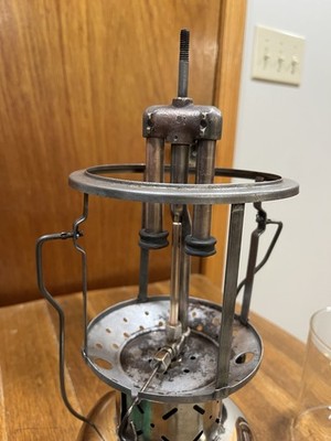 Vintage Coleman Model 220B Lantern ( Canadian Model ) | eBay