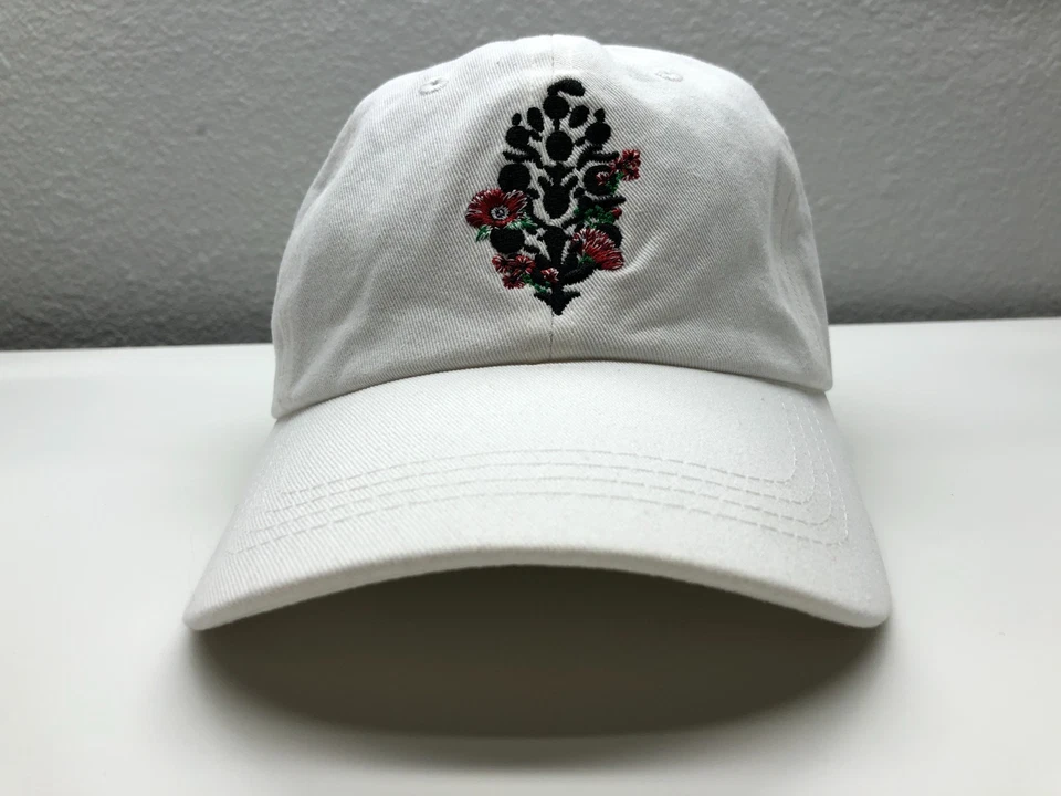 Gorra de béisbol Free People Movement FP blanca para mujer OSFM con tirantes Foto 3 de 4