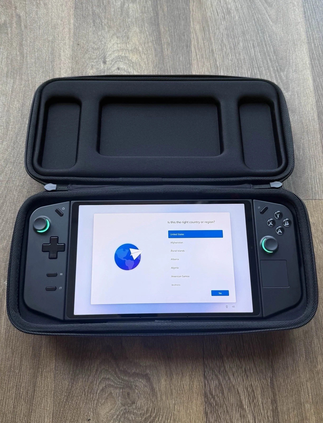 Lenovo Legion Go 8APU1 512GB Handheld Console - Shadow Black