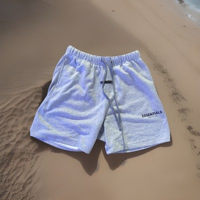 Essentials Shorts in Grau Größe M