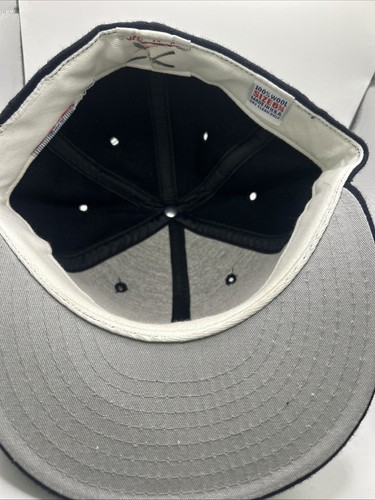 New York Yankees eng anliegende Mütze Größe 6 3/4 New Era. Gemarkt X. (6/9/25) - Bild 3 von 3