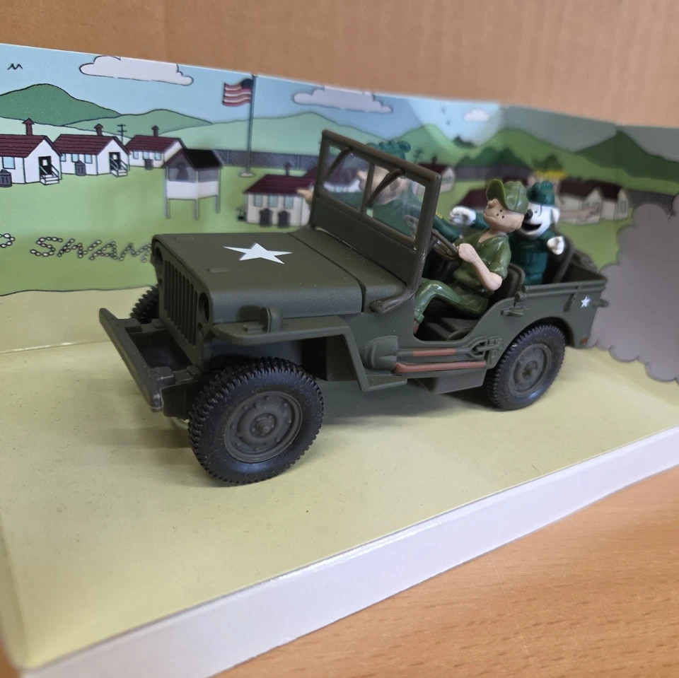 Jeep Willys Gate Beetle Bailey en 1941 con camión modelo Sarge y Otto escala 1:32 Foto 4 de 4
