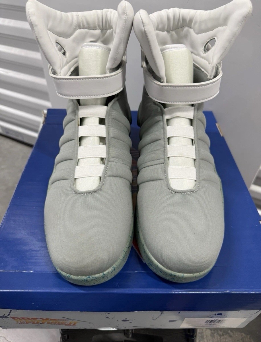 Air Jordan Nike Air Mag Sneakers First Copy Size 13 Nike Mag Back