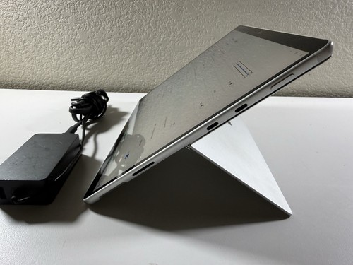 Microsoft Surface Pro 8 (1982) i5-1145G7 - 16GB RAM - 256GB 120Hz - Win 11 Pro - Foto 6 di 11