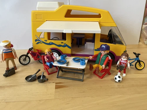 PLAYMOBIL 3945 - Vintage Camper RV