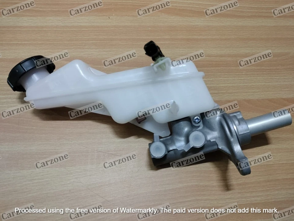 New Genuine Brake Master Cylinder Hyundai Creta 2015-2019 58510A0930 - Image 2 of 4