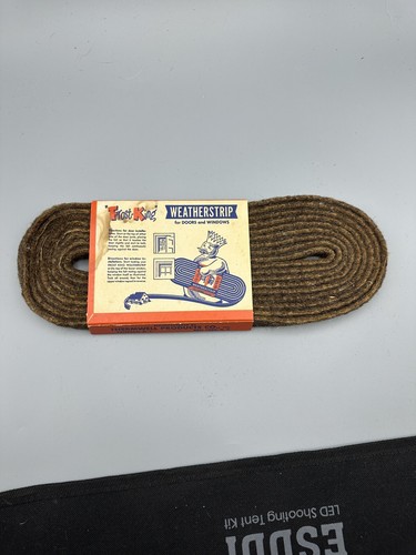 Frost-King Weather Strip-17 ft Feet Package New Old Stock - Picture 6 of 10
