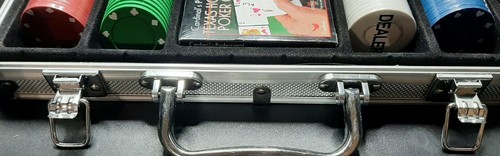 Cardinal's Professional Texas Hold Em Poker Metal Briefcase Extra Chips OPEN BOX - Picture 3 of 6