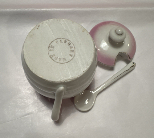 OLLA MOSTAZA de porcelana blanca vintage tapa adornada dorada cuchara completa ALEMANIA - Imagen 2 de 7