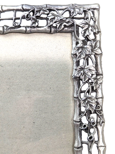 Sun Metal Grapevines Free Standing Picture Frame 4.5" X 3.5" Photo - Picture 3 of 10