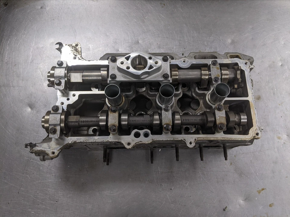 Левая головка блока цилиндров для Ford Explorer 3.5 FG1E6C064AA 13–19 годов выпуска с турбонаддувом спереди - Изображение 2 из 4