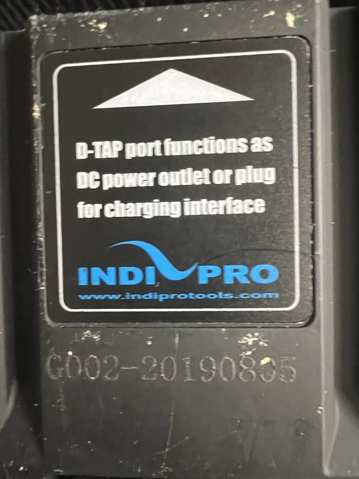 Batería de iones de litio compacta IndiPRO 95Wh montaje en V con pantalla de medidor LED #PD95A Foto 3 de 4