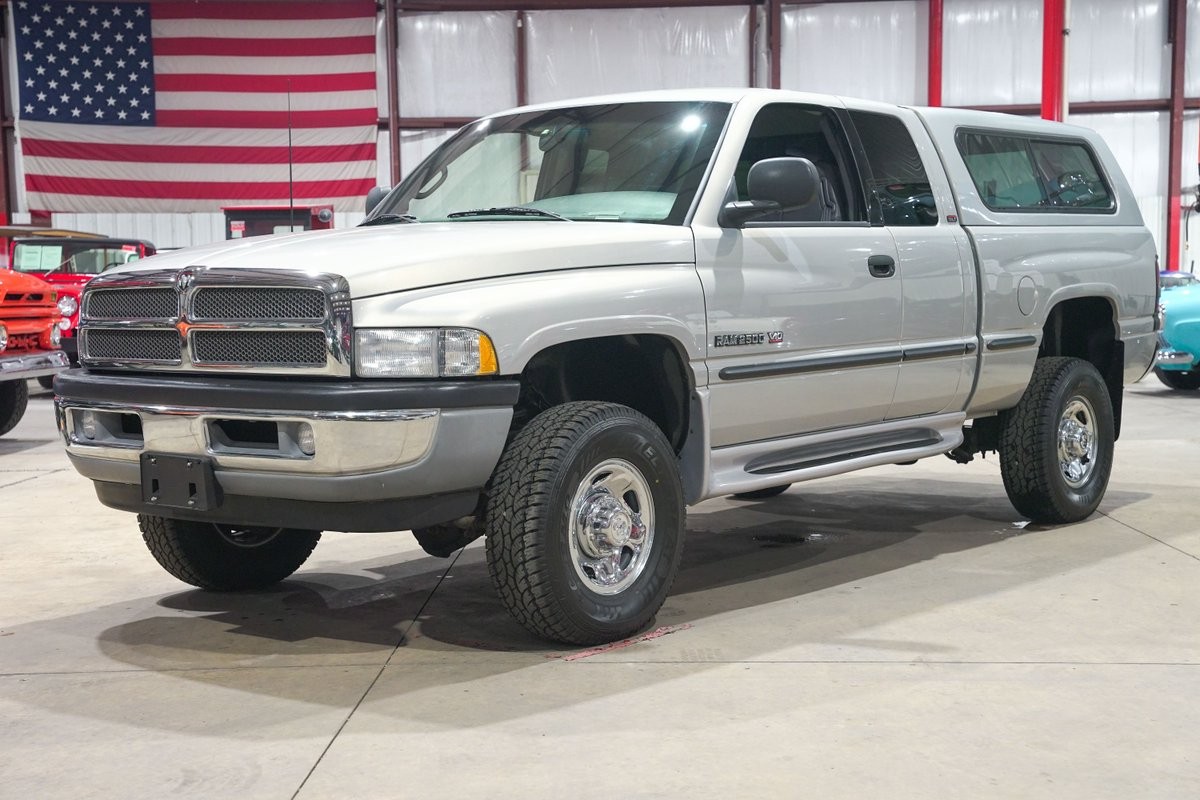 1998 Dodge Ram 2500 for sale in Grand Rapids Michigan