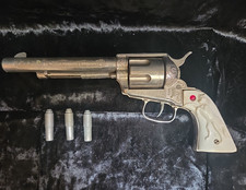 REPLICA 1950s NICHOLS Stallion 45 Die Cast Western Cap Gun w/3 Bullets Has Wear