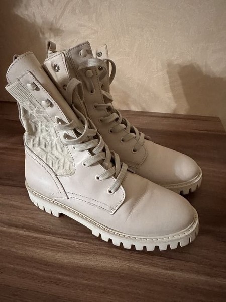 Women Tommy Hilfiger Boots Beige 39