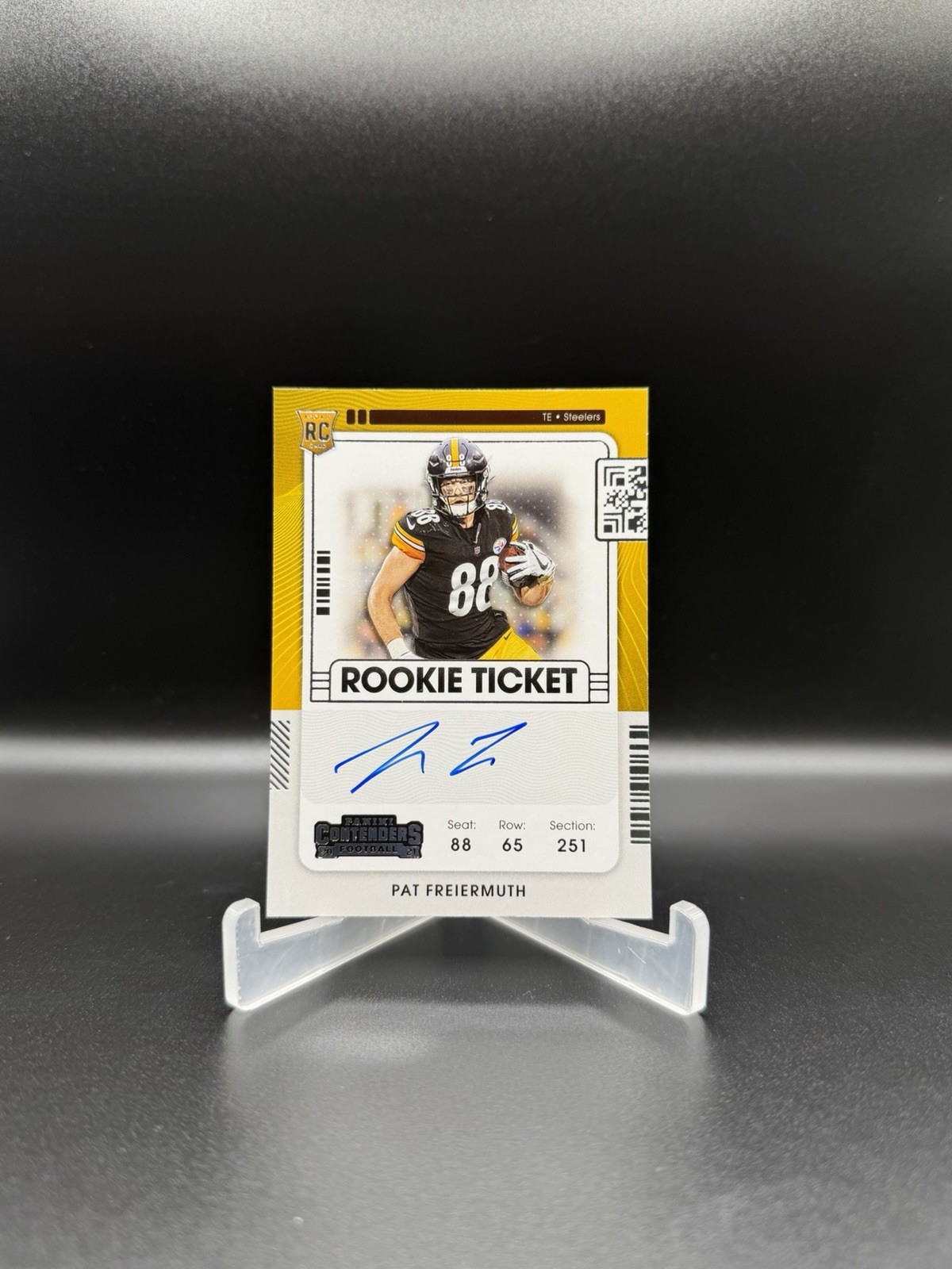 2021 Panini Contenders Rookie Ticket #117 Pat Freiermuth Auto RC Rookie