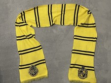 The Wizarding World Harry Potter Knit Scarf Hufflepuff Universal Studios Mustard