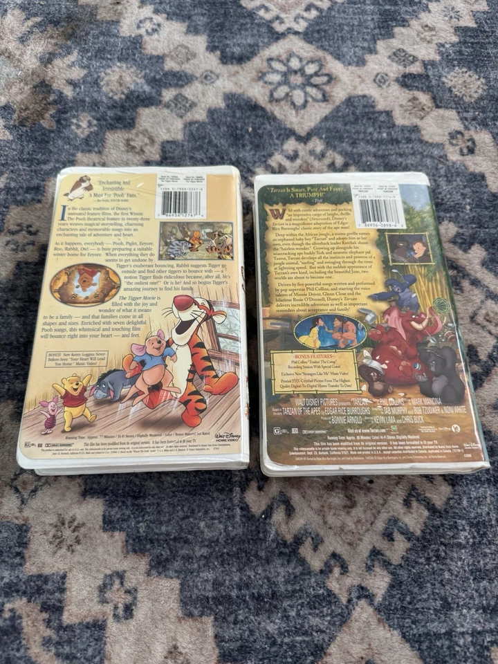 Disney VHS Lot – Tarzan (1999 #15799) + The Tigger Movie (2000 #19946) - Image 3 of 4