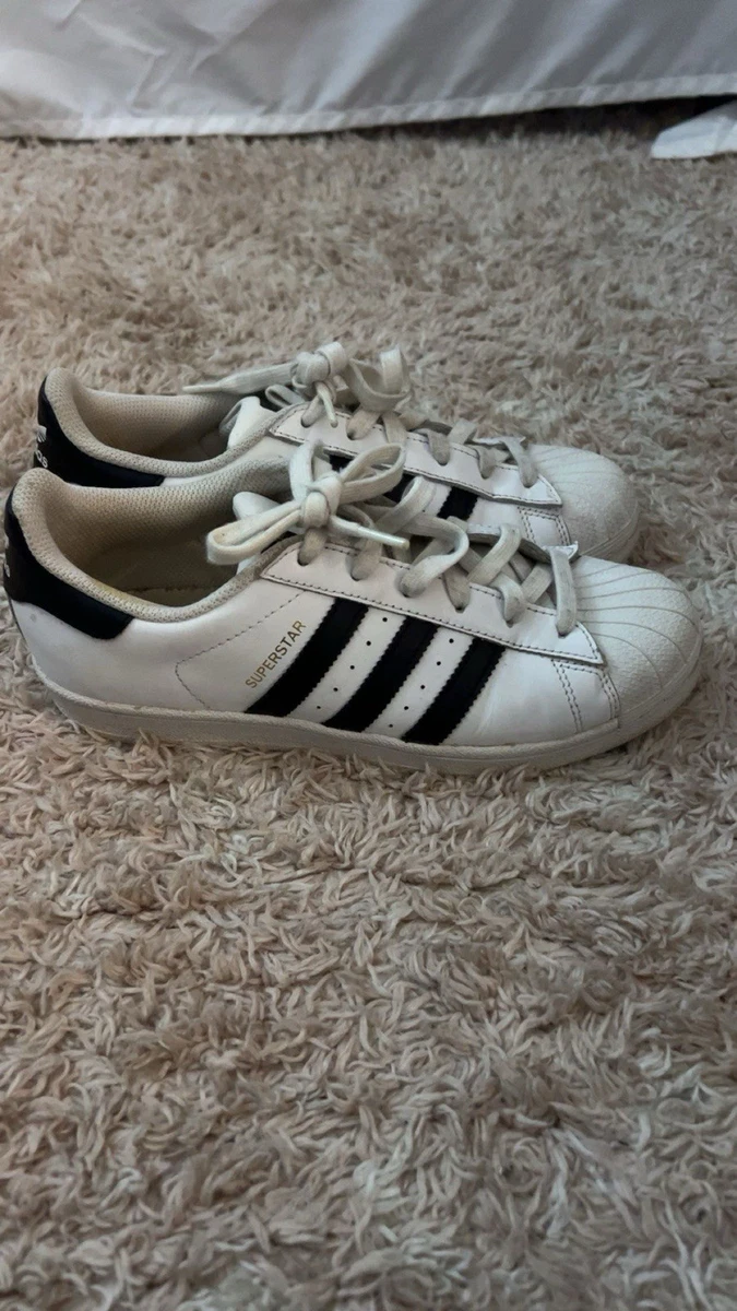 adidas gazelle silver green womens adidas White Superstar 82 SFTM Sneakers