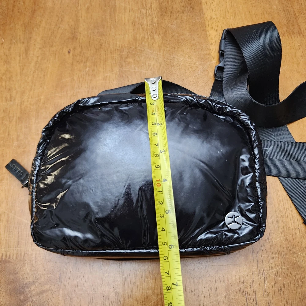 Danskin Black Metallic Crossbody Belt Bag with Flaws