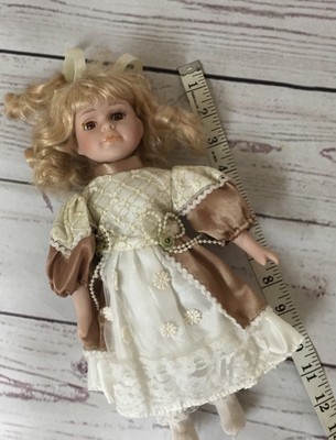 victorian style dolls