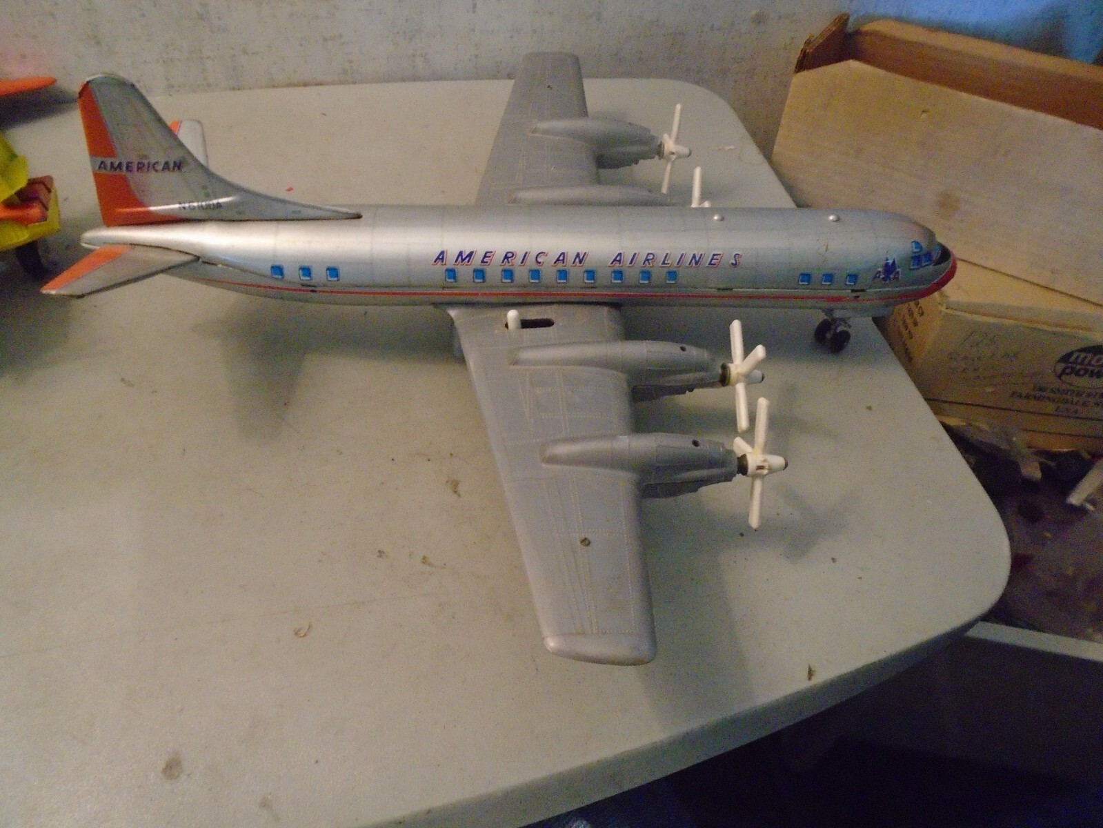 YONEWAZA? MADE IN JAPAN BATTERY OP AMERICAN AIRLINES 4 ENGINE AIRPLANE eBay