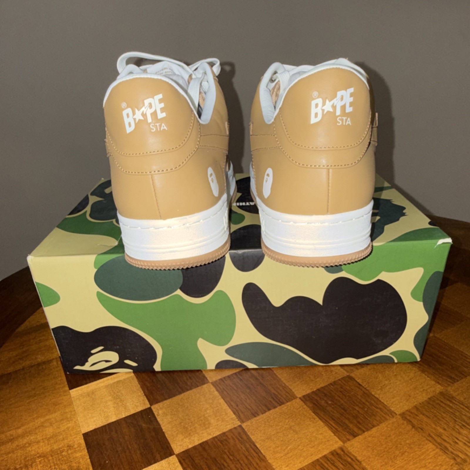 A Bathing Ape Bapesta Beige White Men's Low Top Leather Sneaker 1J70191007 thumbnail 5