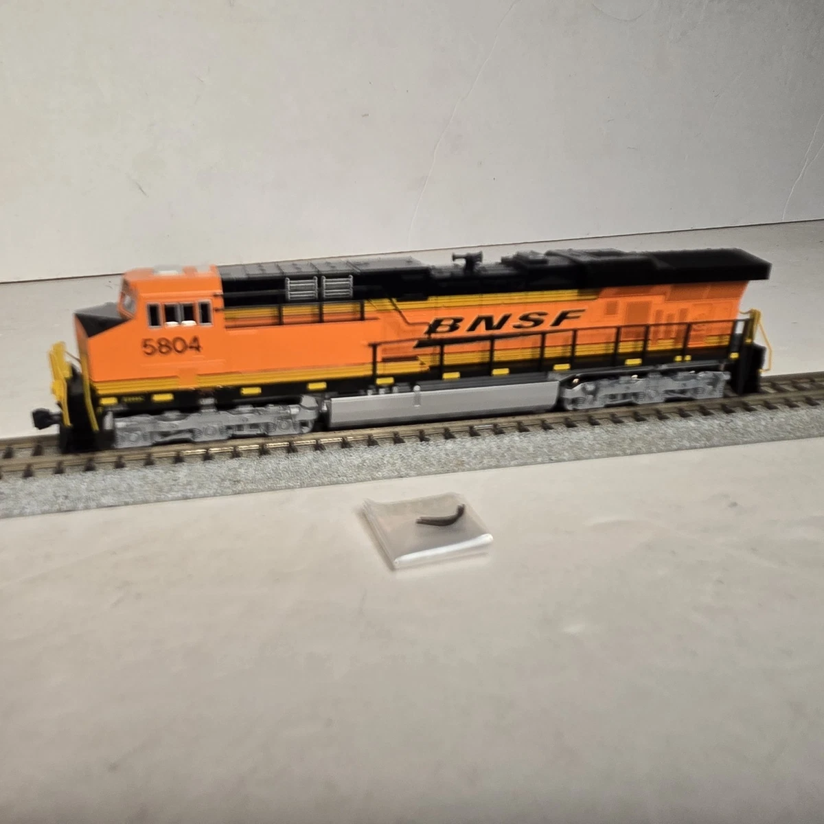 KATO BNSF Railway N Scale Model Railroad Locomotives for sale | eBay