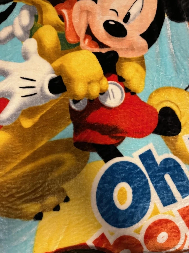 MANTA DISNEY MICKEY MOUSE OH BOY FELPA SUAVE GRANDE CÁLIDA NOROESTE 60" X 80" Foto 2 de 4