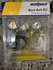 LUCK-E-STRIKE - 15 PIECE BUZZ BAIT KIT - 1/4 OUNCE BUZZBAITS & TRAILERS. NIB