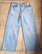 Women's Levi's High Rise Wide Leg Light Wash Jeans 29x27 New