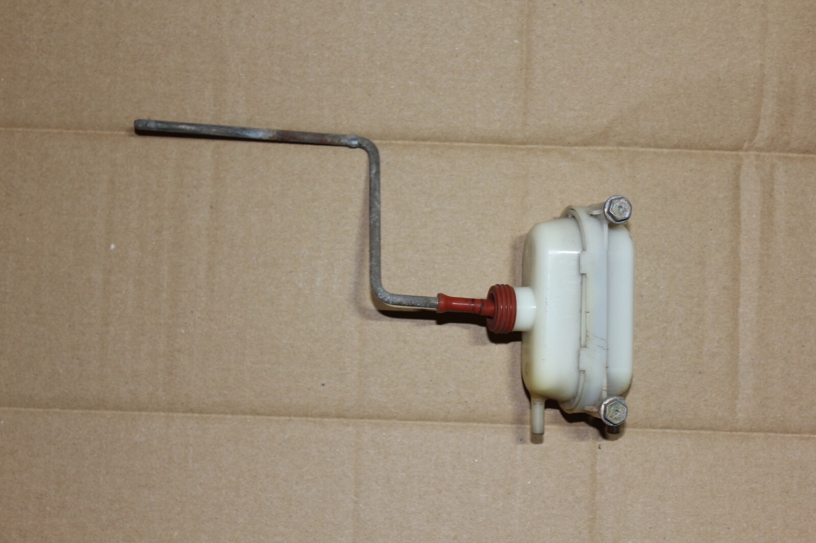 GENUINE MERCEDESBENZ MB W123 FUEL FILLER FLAP VACUUM ACTUATOR CENTRAL