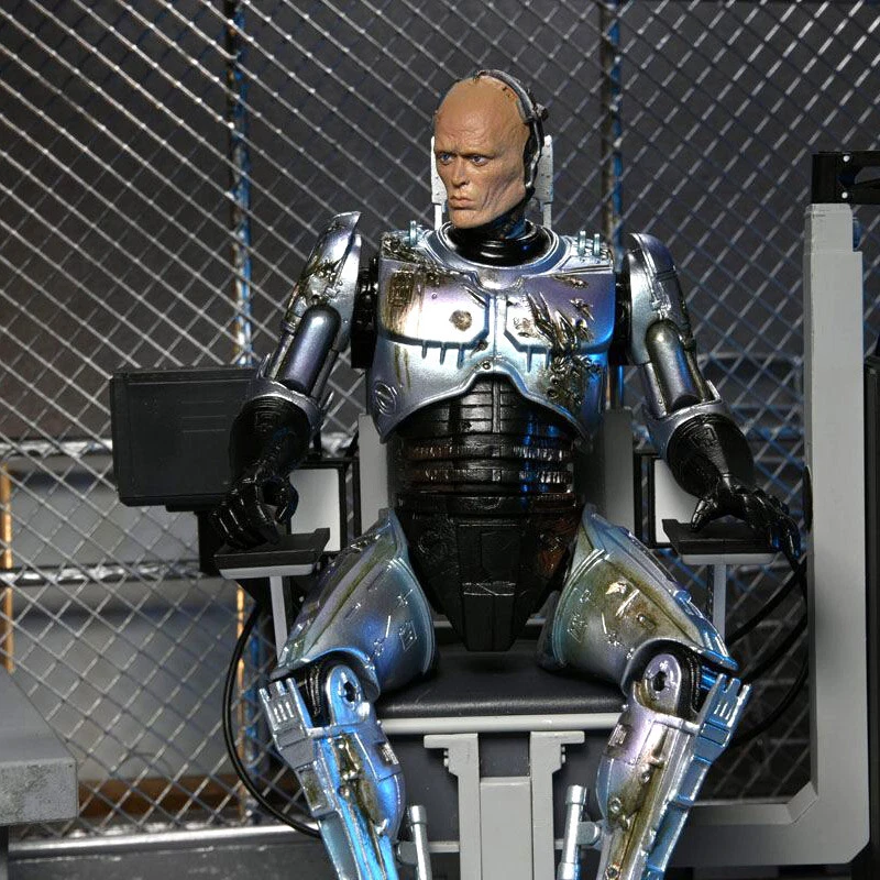 RoboCop figurine Ultimate Battle Damaged RoboCop with Chair Neca - Photo 3/4