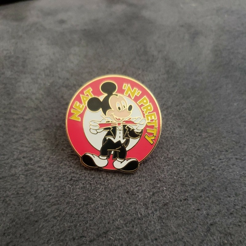 Disney Mickey Mouse Pin 3 Quarter Flex Lapel Pin Neat 'N' Pretty Red Round Tux 