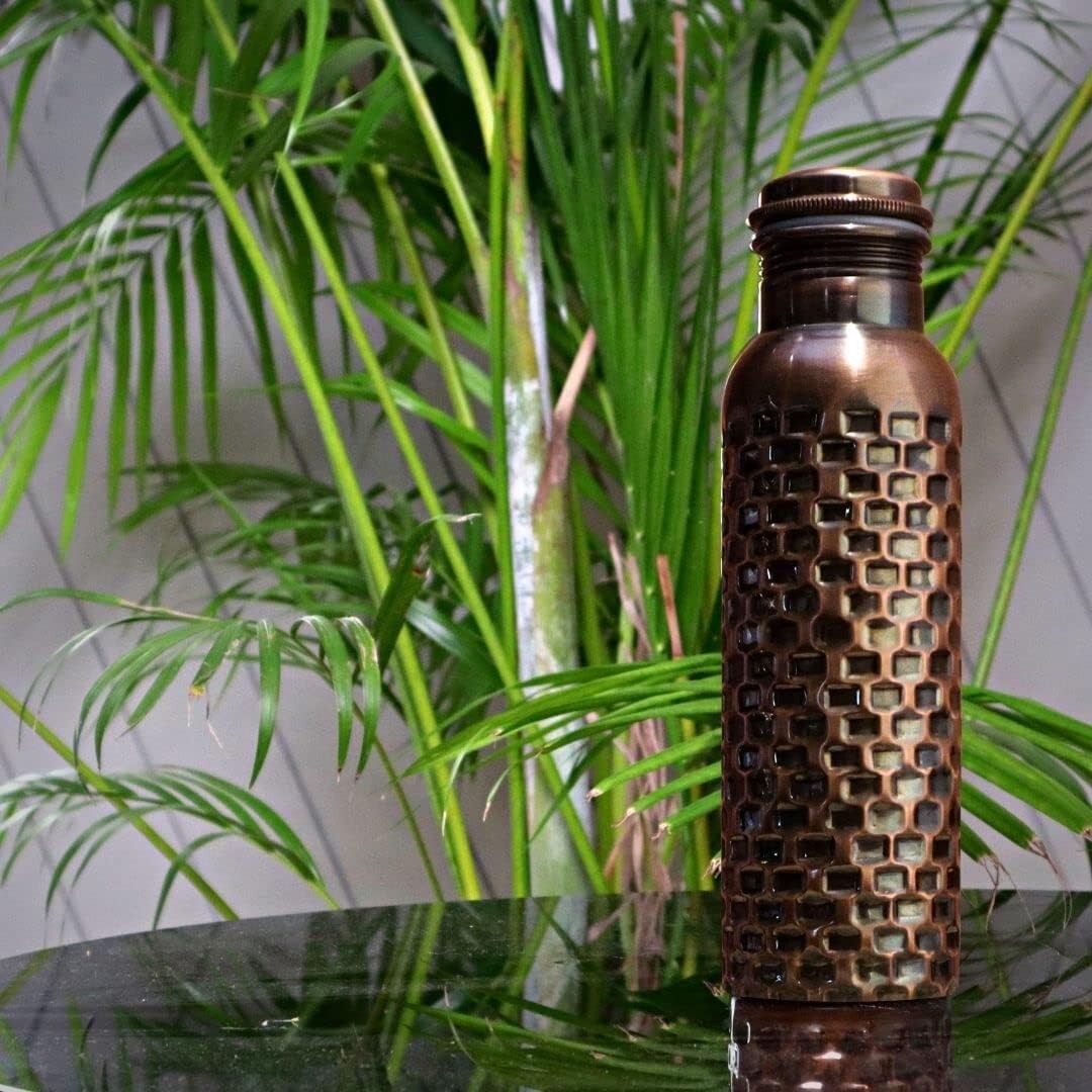 Indian Art Villa Pure Copper Water Bottle With Champion Antique Finish At Rs 600/piece | तांब - View #4