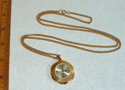 Rare Vtg Acme Pendant WATCH NECKLACE, Gold Tone, Working Swiss/Hong Kong B70