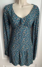 SO vintage retro 60s feel dress long sleeve floral green hipi boho festival XS