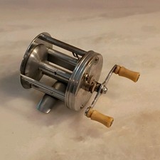 Pflüger Trump No. 1943 Vintage Casting Fishing Reel Made in USA Rare Collectible